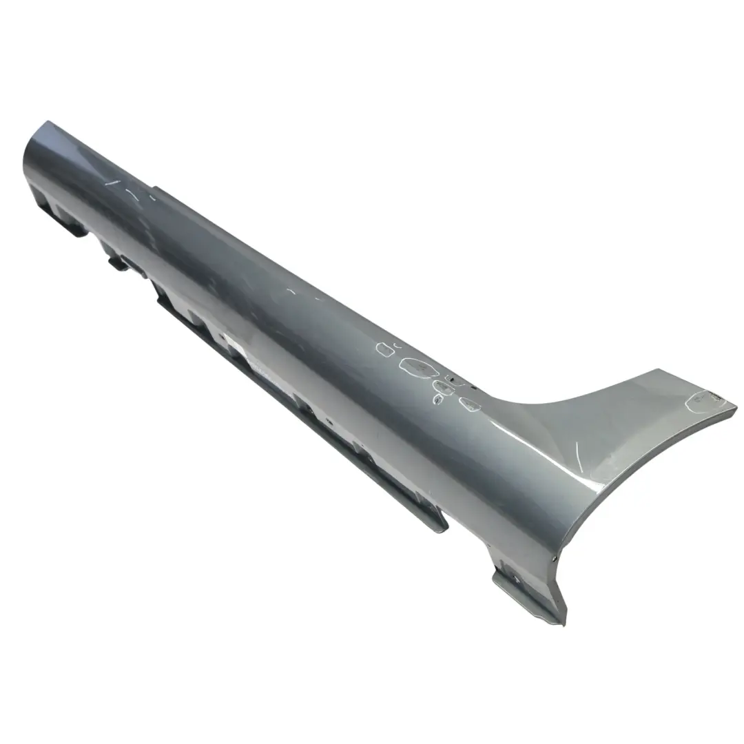 Türschwellerabdeckung AMG Schürze Links Selenitgrau - 992 für Mercedes R172 mit Teilenummer A1726980154 Mercedes R172 Türschwellerabdeckung AMG Schürze Links Selenitgrau - 992 - SKU A1726980154-SEL - Teilenummer A1726980154