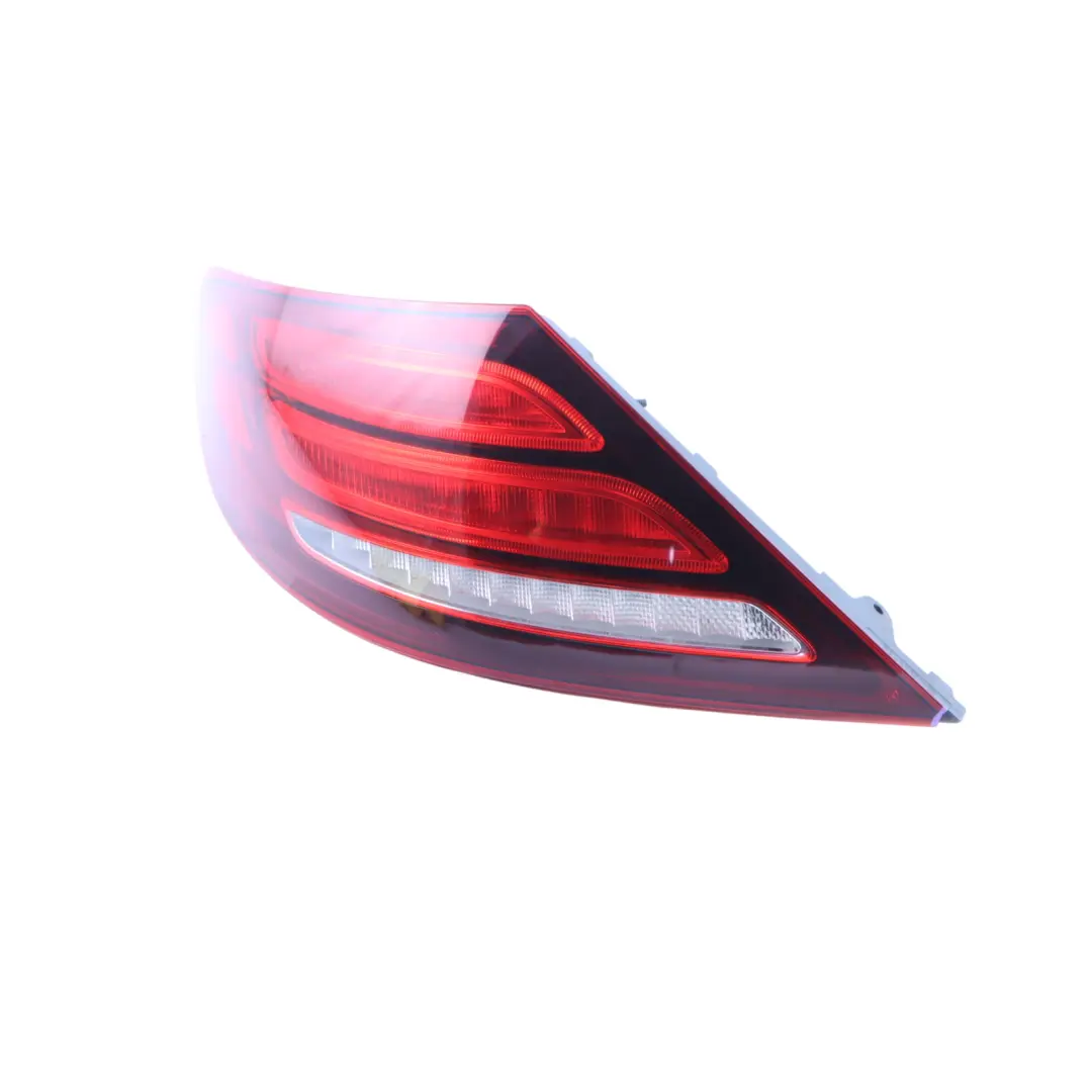 Lampa Światło Reflektor Lewy Tylny do Mercedes SLK R172 o numerze A1729066400 Mercedes SLK R172 Lampa Światło Reflektor Lewy Tylny - SKU A1729066400 - Numer Części A1729066400