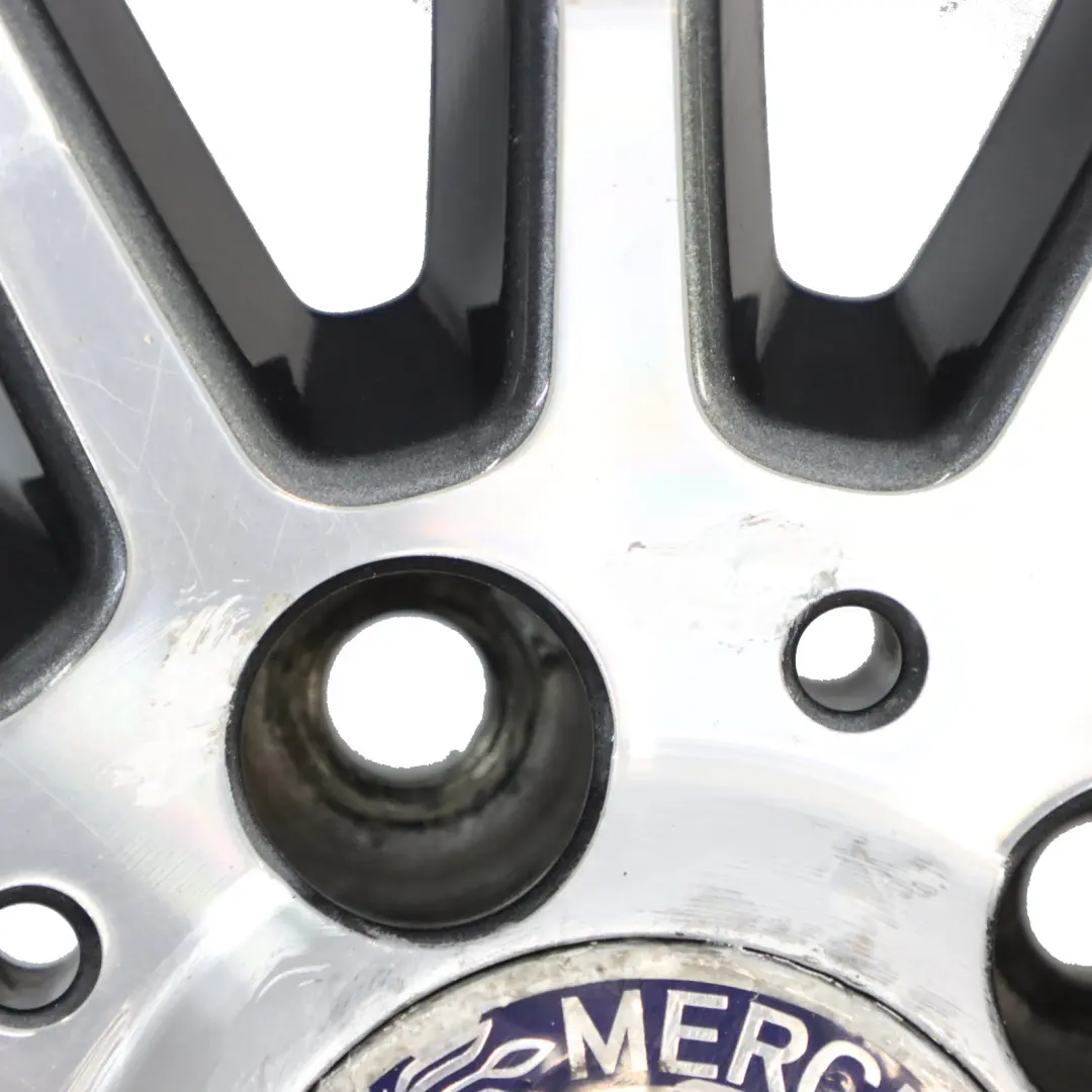 Leicht metall felge 18" ET:52 7.5J für Mercedes W176 AMG mit Teilenummer A1764010200 Mercedes W176 AMG Leicht metall felge 18" ET:52 7.5J - SKU A1764010200-3 - Teilenummer A1764010200