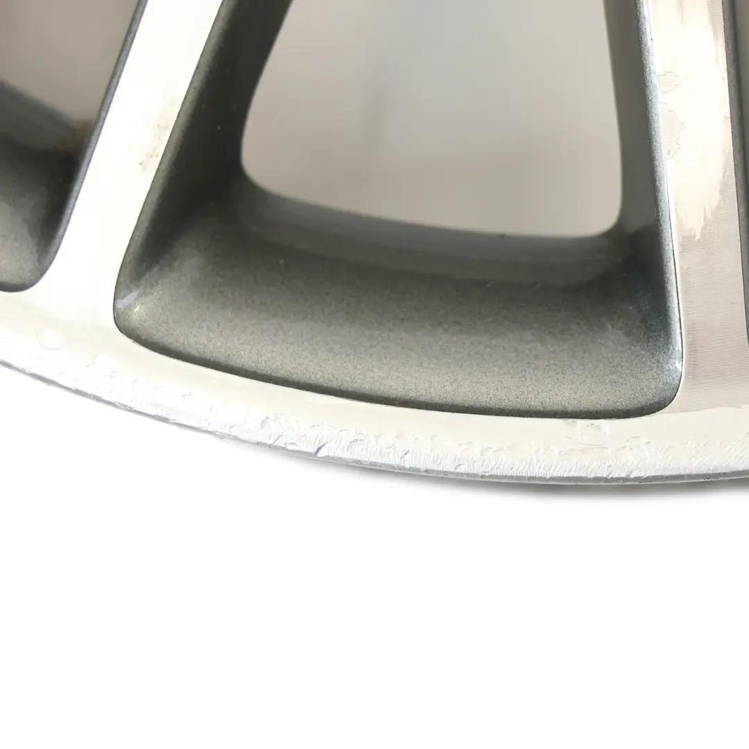 Cerchio in lega 18" 14 razze ET:52 7.5J per Mercedes W176 AMG con numero di parte A1764010200 Mercedes W176 AMG Cerchio in lega 18" 14 razze ET:52 7.5J - SKU A1764010200-4 - Numero di parte A1764010200