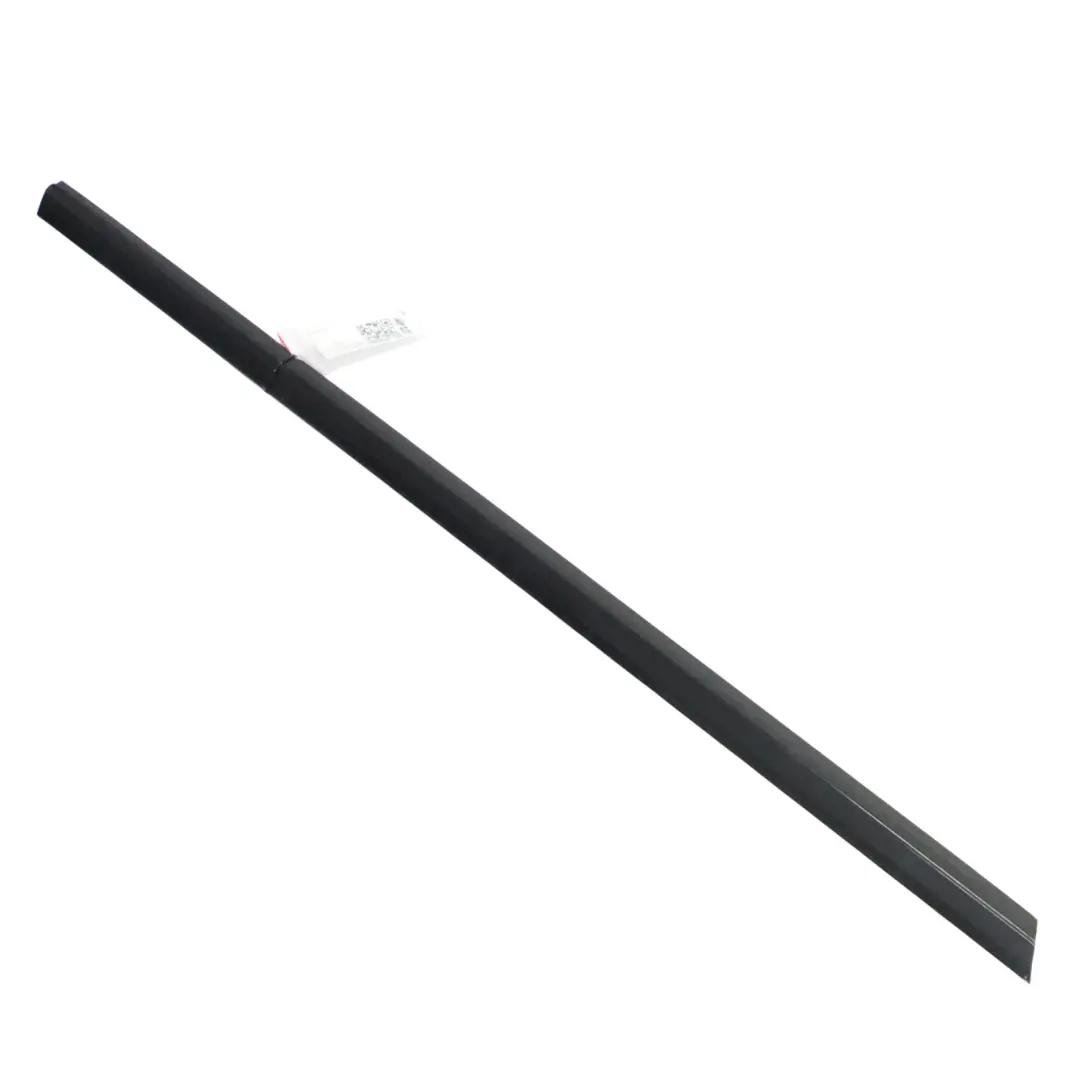 Mercedes W176 Moulure De Garniture De Vitre De Porte Avant Droite - SKU A1767250182-1 - Numéro de pièce A1767250182