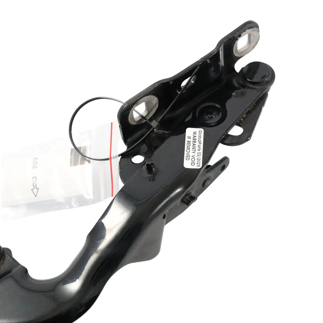 Mercedes W176 Zawias Maski Osłona Przód Lewo Czarny - SKU A1768800328-COS - Numer Części A1768800328