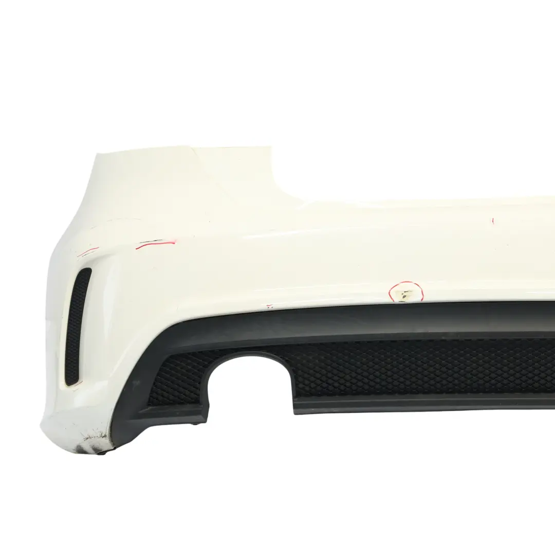 Zderzak Tylny AMG Calcite White Biały - 650 do Mercedes W176 o numerze A1768805740 Mercedes W176 Zderzak Tylny AMG Calcite White Biały - 650 - SKU A1768805740-CW - Numer Części A1768805740