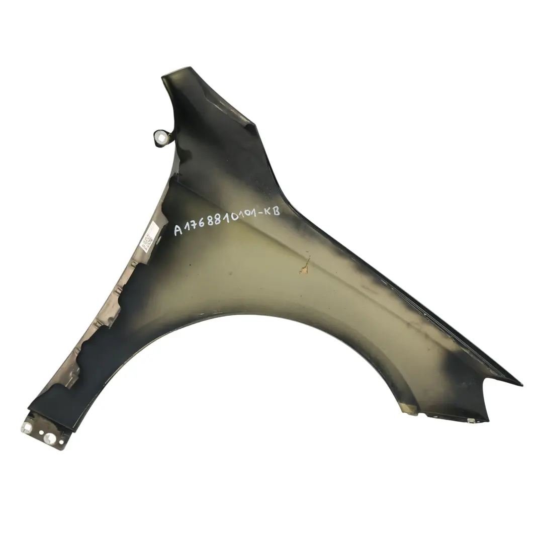 Panel Frontal Lado Izquierdo Tapa Kosmos Black 191 para Mercedes W176 con número de pieza A1768810101 Mercedes W176 Panel Frontal Lado Izquierdo Tapa Kosmos Black 191 - SKU A1768810101-KB - Número de pieza A1768810101