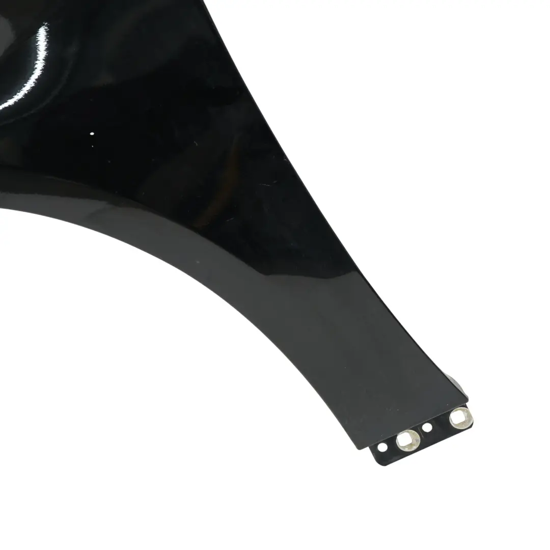 Mercedes W176 Kotflügelverkleidung vorne links Kosmos Schwarz 191 - SKU A1768810101-KB - Teilenummer A1768810101