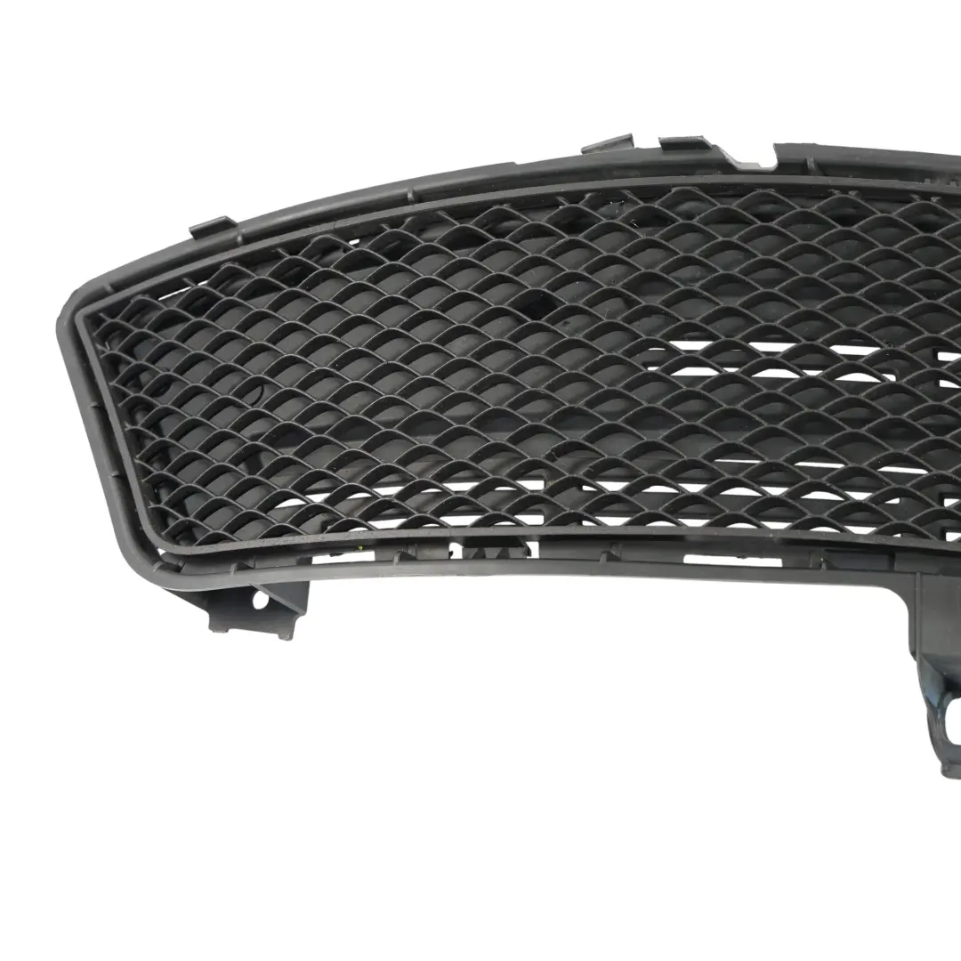 Garniture Calandre Inférieure Gauche Pare Chocs Avant Mercedes W176 - SKU A1768851522-1 - Numéro de pièce A1768851522