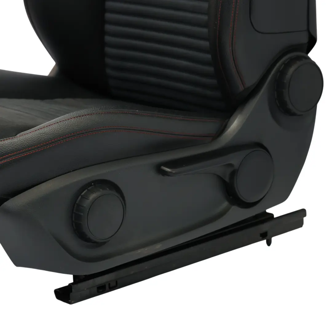 Sitz Vorne Links Mikrofaser Kunstleder Schwarz Rot Naht für Mercedes W176 mit Teilenummer A1769102147 Mercedes W176 Sitz Vorne Links Mikrofaser Kunstleder Schwarz Rot Naht - SKU A1769102147-1 - Teilenummer A1769102147