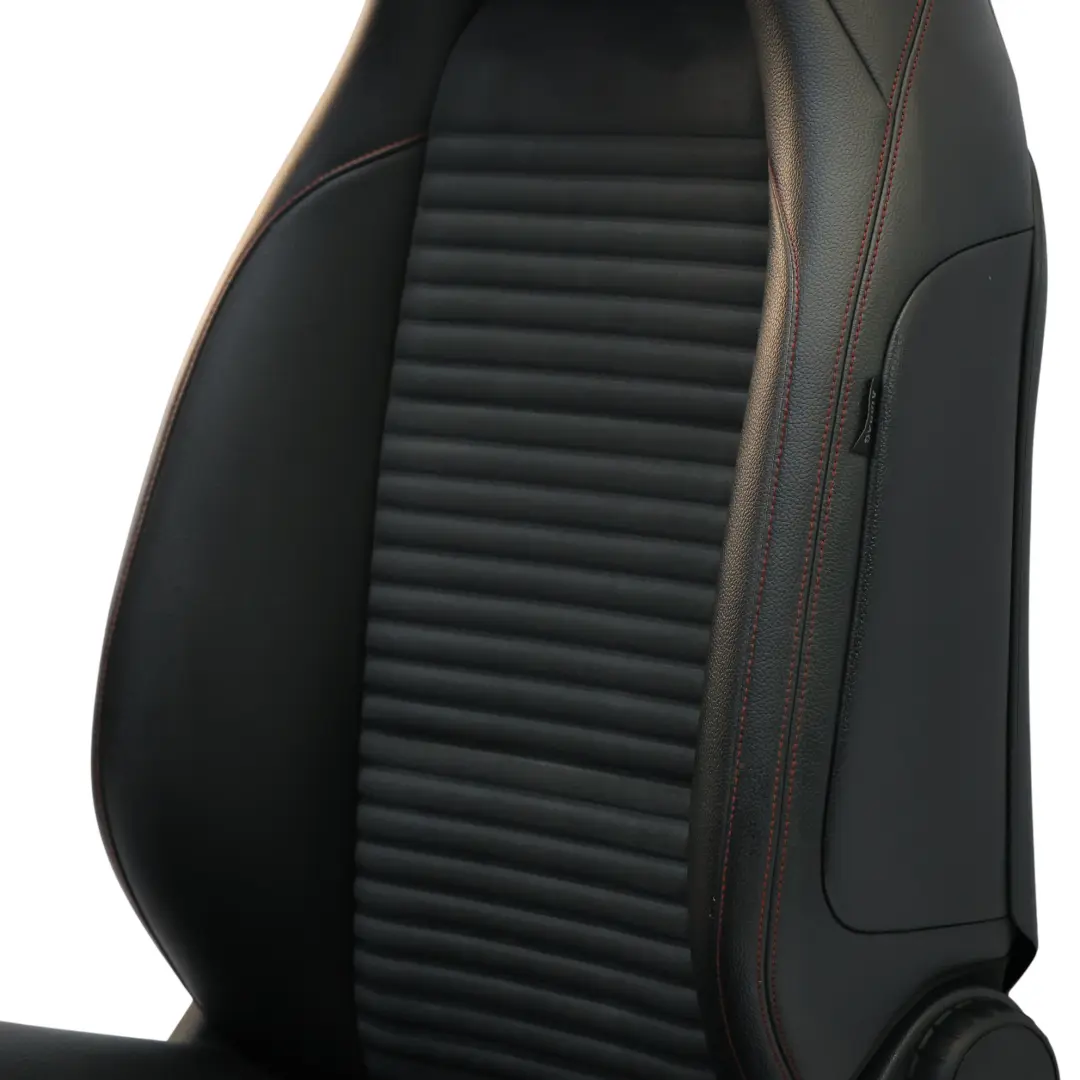 Siège Avant Gauche Mercedes W176 Similicuir Microfibre Noir Avec Coutures Rouges pour à propos du numéro de pièce A1769102147 Siège Avant Gauche Mercedes W176 Similicuir Microfibre Noir Avec Coutures Rouges - SKU A1769102147-1 - Numéro de pièce A1769102147