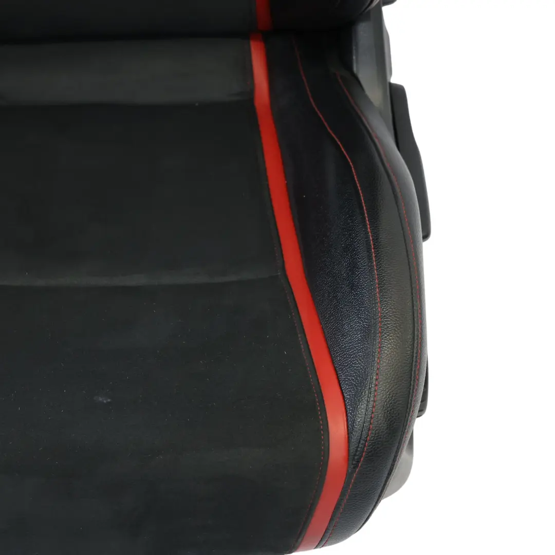 Mercedes W176 Asiento Delantero AMG Performance Cuero Negro Rojo Izquierdo - SKU A1769103602-1 - Número de pieza A1769103602