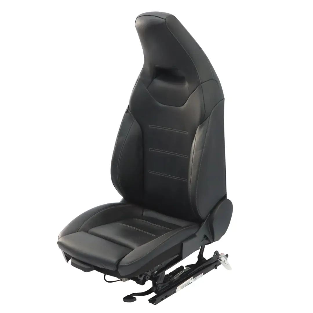 Fotel Przedni Prawy Przód Grzany Skórzany Czarny do Mercedes C118 W177 o numerze A1779108201 Mercedes C118 W177 Fotel Przedni Prawy Przód Grzany Skórzany Czarny - SKU A1779108201-4 - Numer Części A1779108201