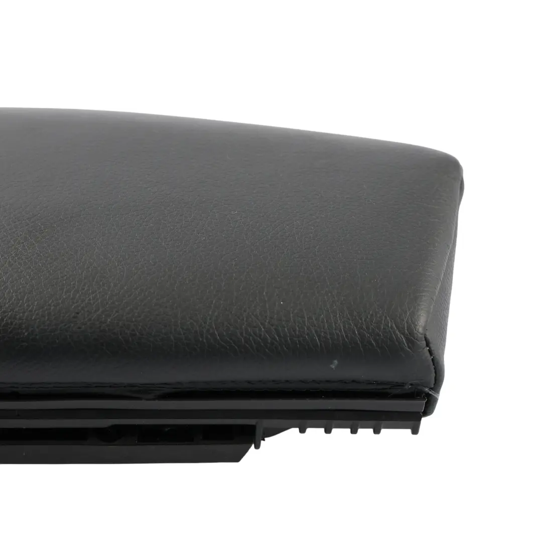 Knee Bolster Cover Cushion Heating Pad per Mercedes W164 Seat con numero di parte A1779108801 Mercedes W164 Seat Knee Bolster Cover Cushion Heating Pad - SKU A1779108801 - Numero di parte A1779108801