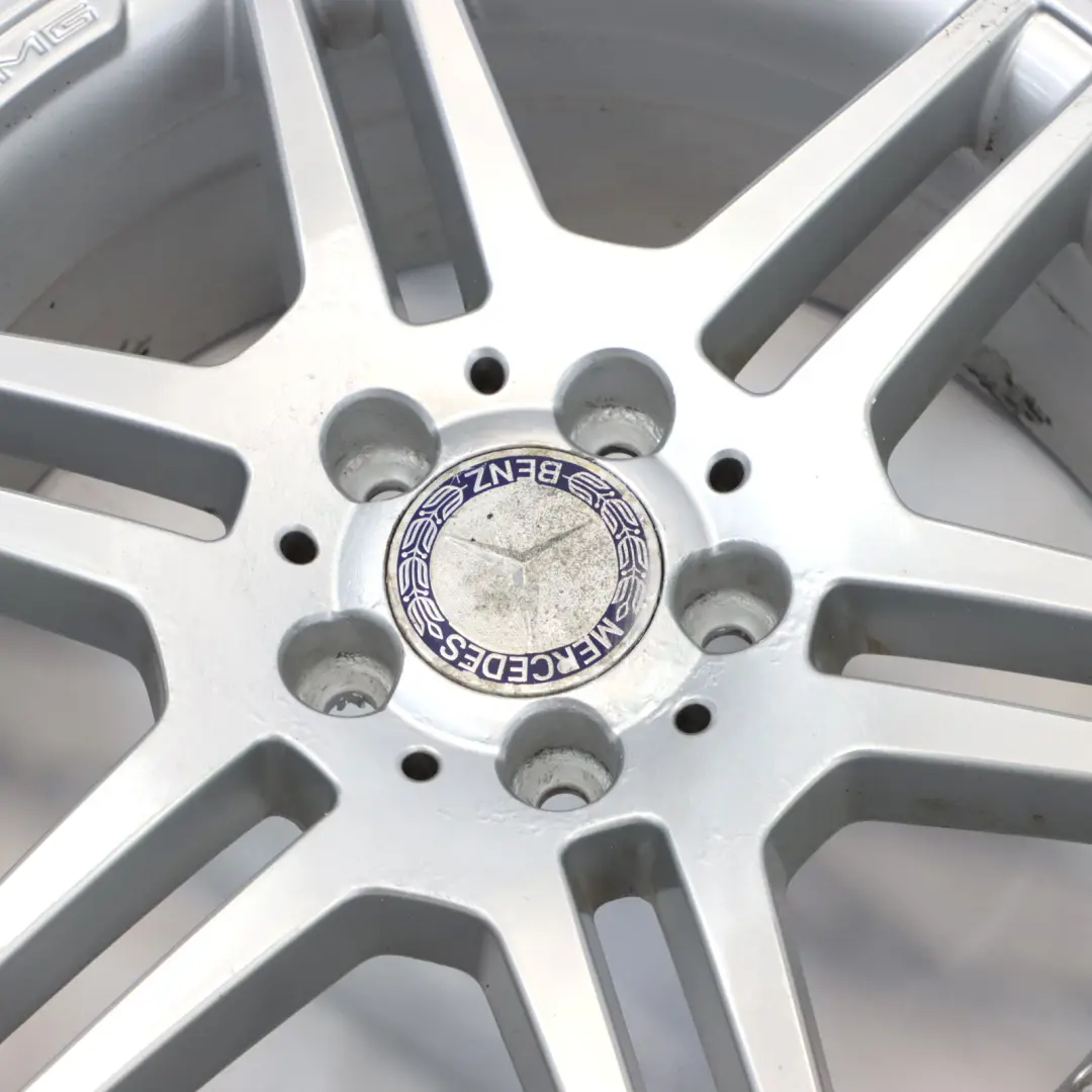 Double-Spoke Alloy Wheel Rim 17" ET:47 7,5J to Mercedes W204 AMG 6 with Part number A2044014502 Mercedes W204 AMG 6 Double-Spoke Alloy Wheel Rim 17" ET:47 7,5J - SKU A2044014502-8 - Part number A2044014502