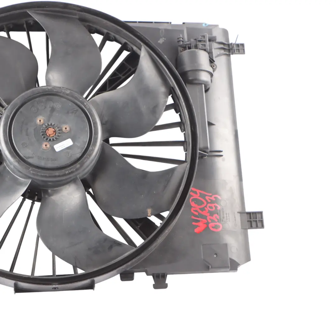 Refroidissement Moteur Ventilateur Mercedes W204 W212 - SKU A2045000393 - Numéro de pièce A2045000393