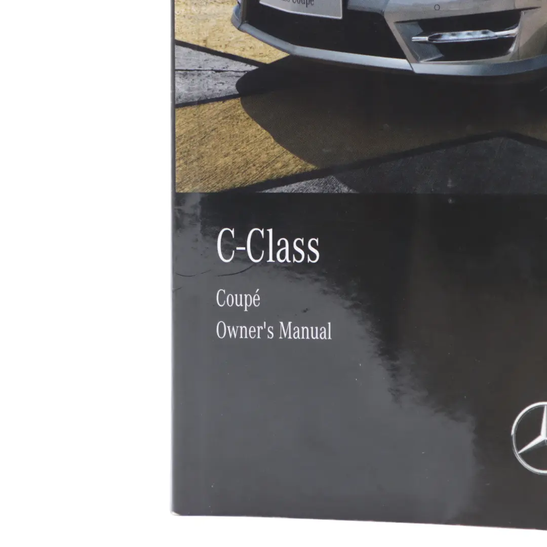 Mercedes W204 Owner's Handbook Service Booklet Manual - SKU A2045847100 - Part number A2045847100