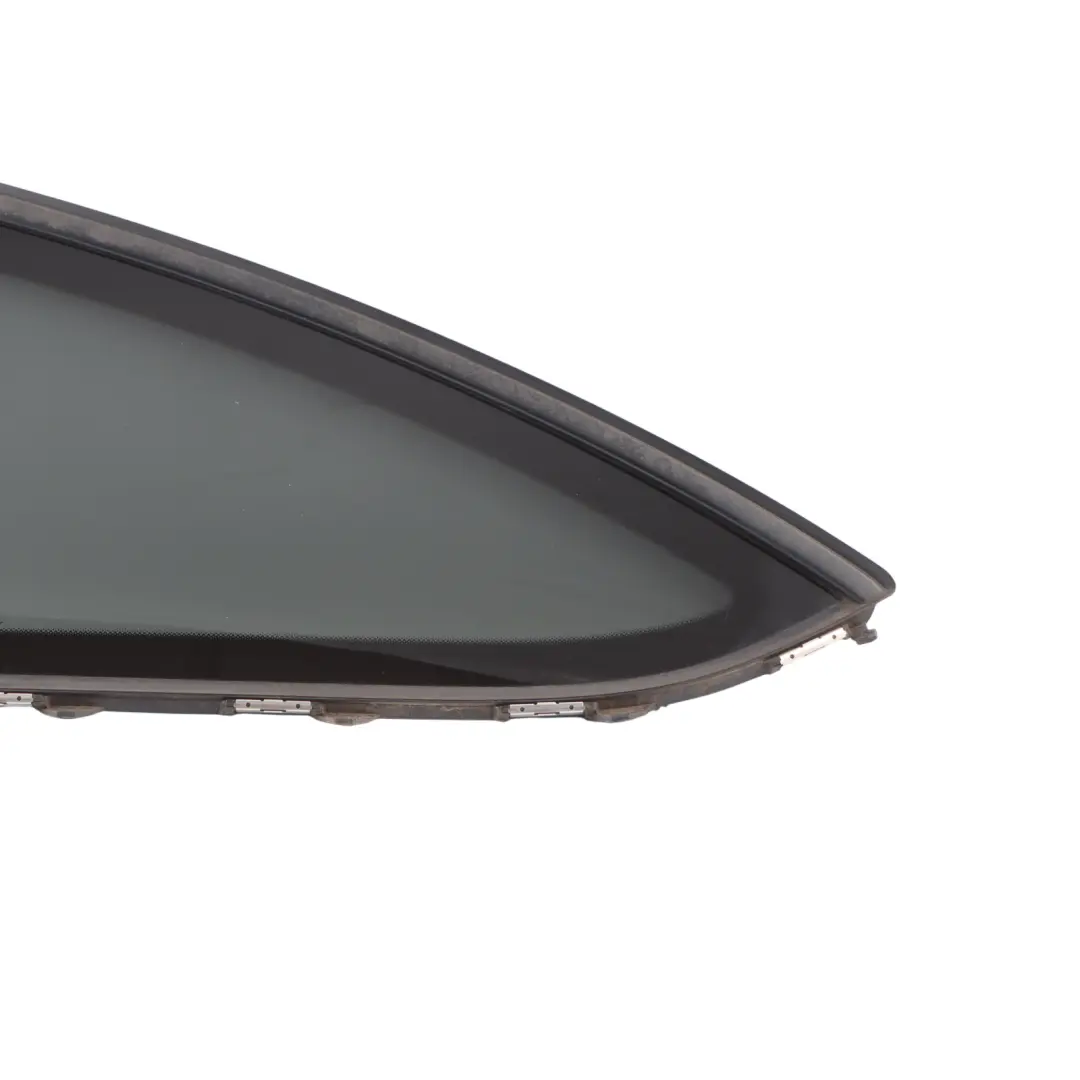 Mercedes C204 Vitre Latérale Arrière Gauche Teintée - SKU A2046706712-2 - Numéro de pièce A2046706712