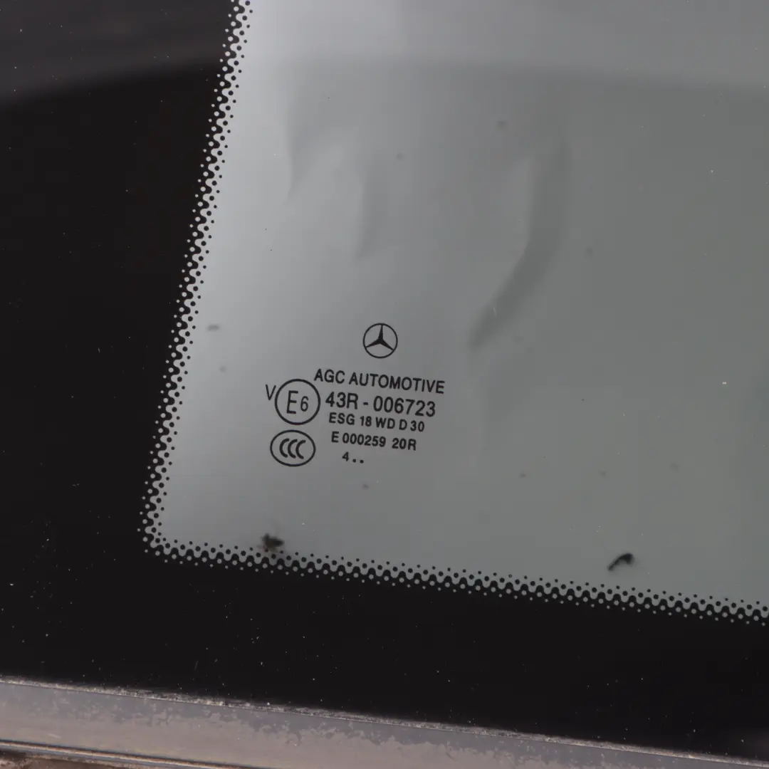 Szyba Boczna Tylna Lewa Przyciemniana do Mercedes C204 o numerze A2046706712 Mercedes C204 Szyba Boczna Tylna Lewa Przyciemniana - SKU A2046706712-2 - Numer Części A2046706712