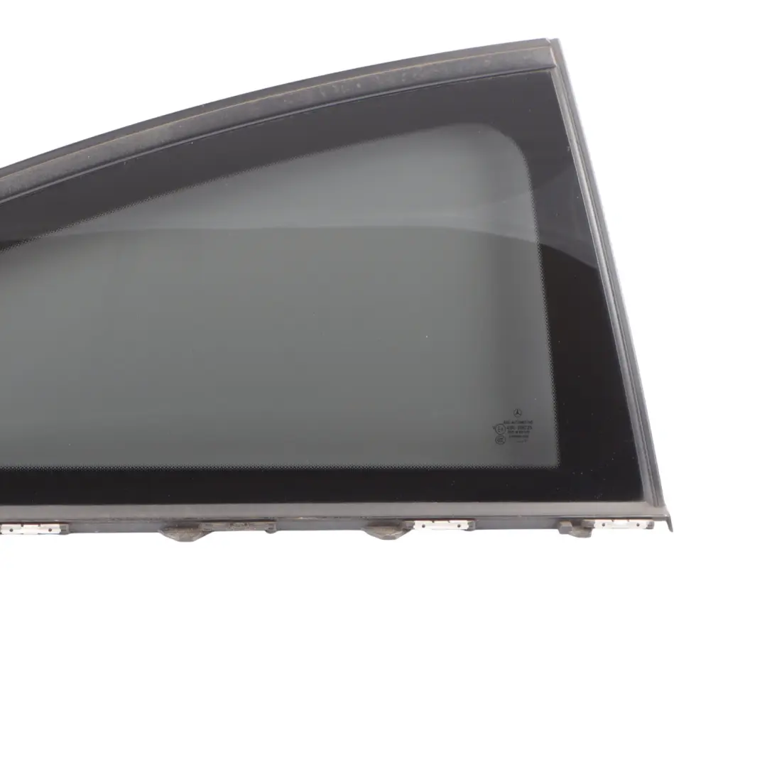 Ventana Lateral Trasera Cuarto Cristal AS3 Derecha para Mercedes C204 con número de pieza A2046706812 Mercedes C204 Ventana Lateral Trasera Cuarto Cristal AS3 Derecha - SKU A2046706812-2 - Número de pieza A2046706812