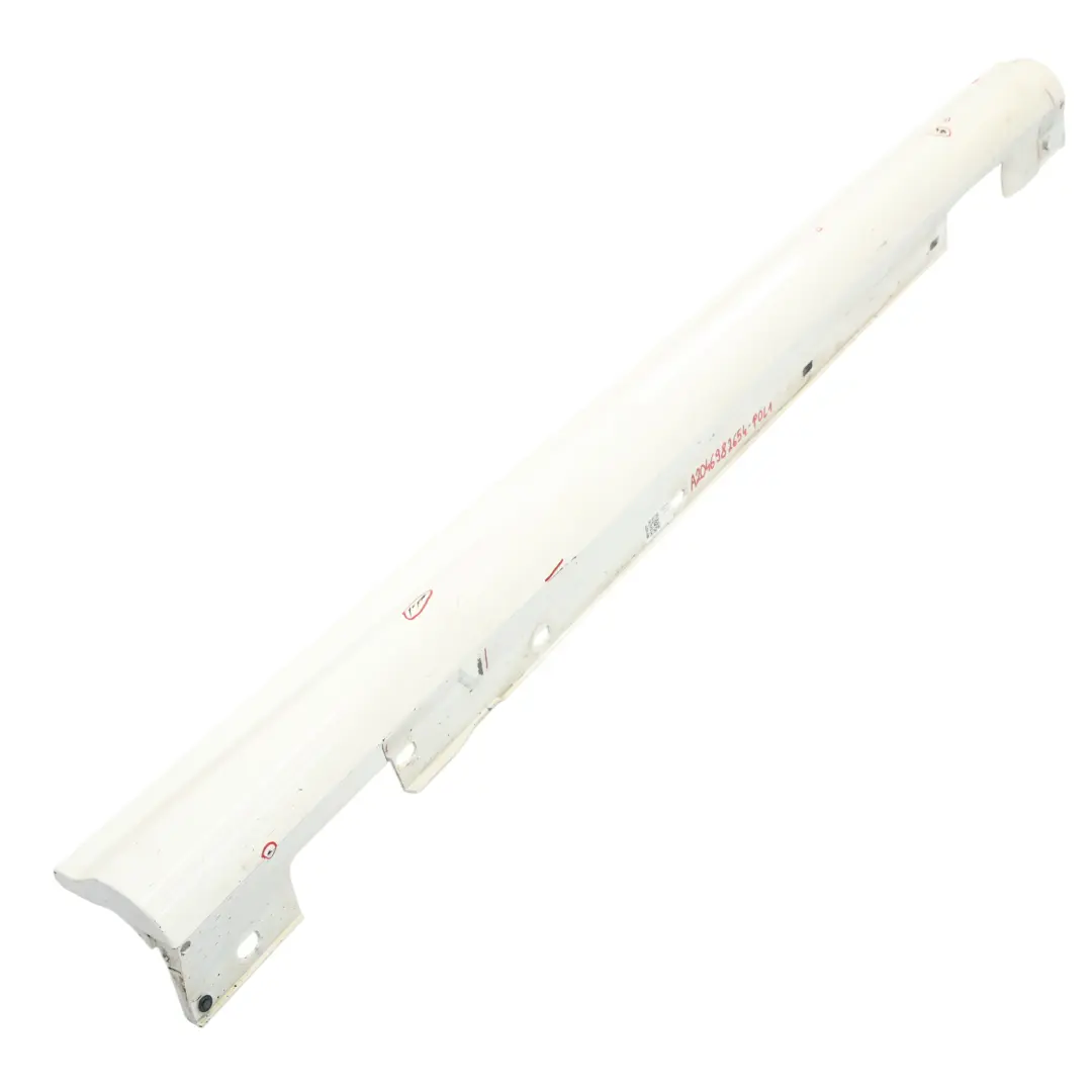 Mercedes C204 Latérale Seuil De Porte Droite AMG Styling Polar White Blanc - 149 - SKU A2046982654-POL1 - Numéro de pièce A2046982654