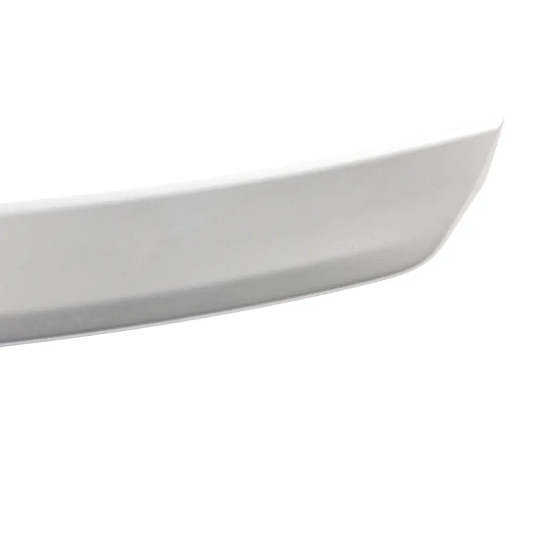 Mercedes W204 Rivestimento Portellone Bagagliaio Striscia Iridium Silver - 775 - SKU A2047900388-IRS - Numero di parte A2047900388