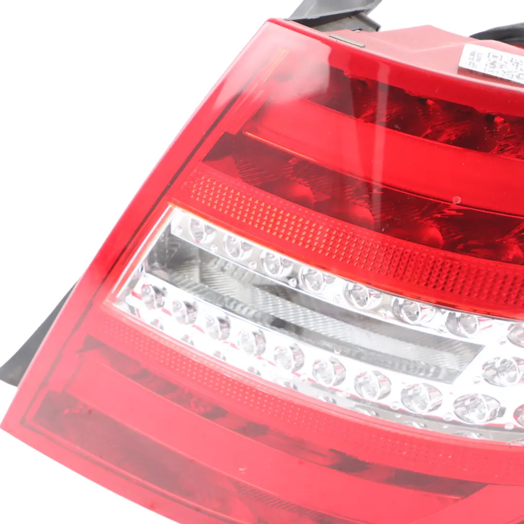 Mercedes W204 Kombi Rücklicht Seitenverkleidung Licht hinten rechts - SKU A2048206564-2 - Teilenummer A2048206564