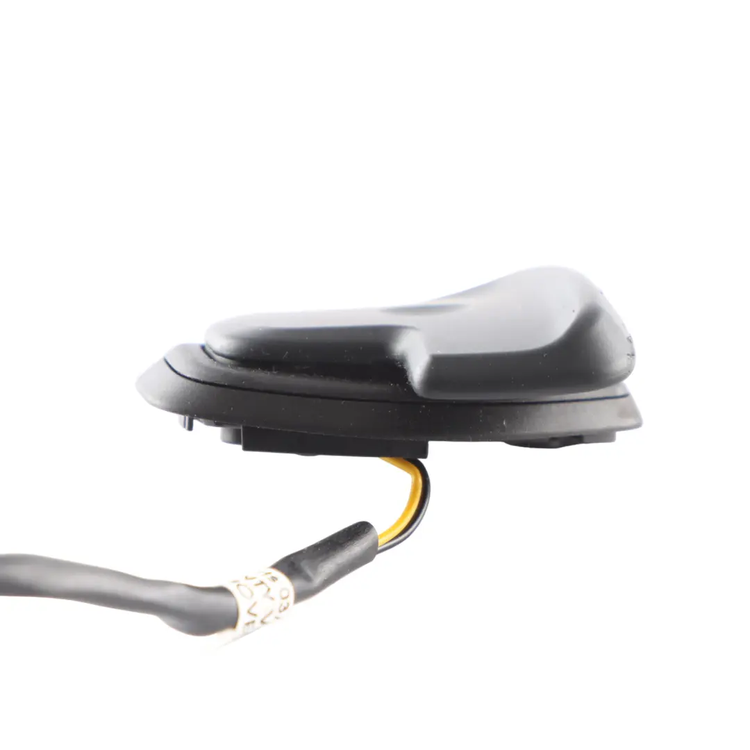 Łopatka Zmiany Biegów do Mercedes W204 o numerze A2048709058 Mercedes W204 Łopatka Zmiany Biegów - SKU A2048709058-1 - Numer Części A2048709058