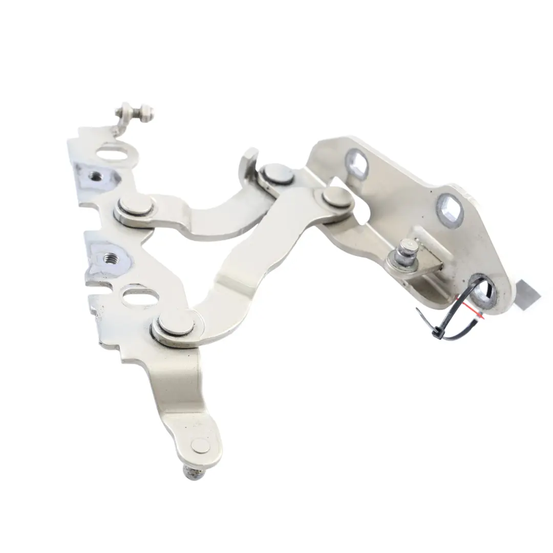 Zawias Maski Lewy Beż Pearl Beige - 794 do Mercedes W204 C207 W212 o numerze A2048800128 Mercedes W204 C207 W212 Zawias Maski Lewy Beż Pearl Beige - 794 - SKU A2048800128-PBE - Numer Części A2048800128