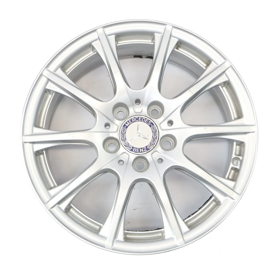 Silberne Leichtmetallfelge 16'' 6,5J ET:38 10 Speichen für Mercedes W205 mit Teilenummer A2054012400 Mercedes W205 Silberne Leichtmetallfelge 16'' 6,5J ET:38 10 Speichen - SKU A2054012400-1 - Teilenummer A2054012400
