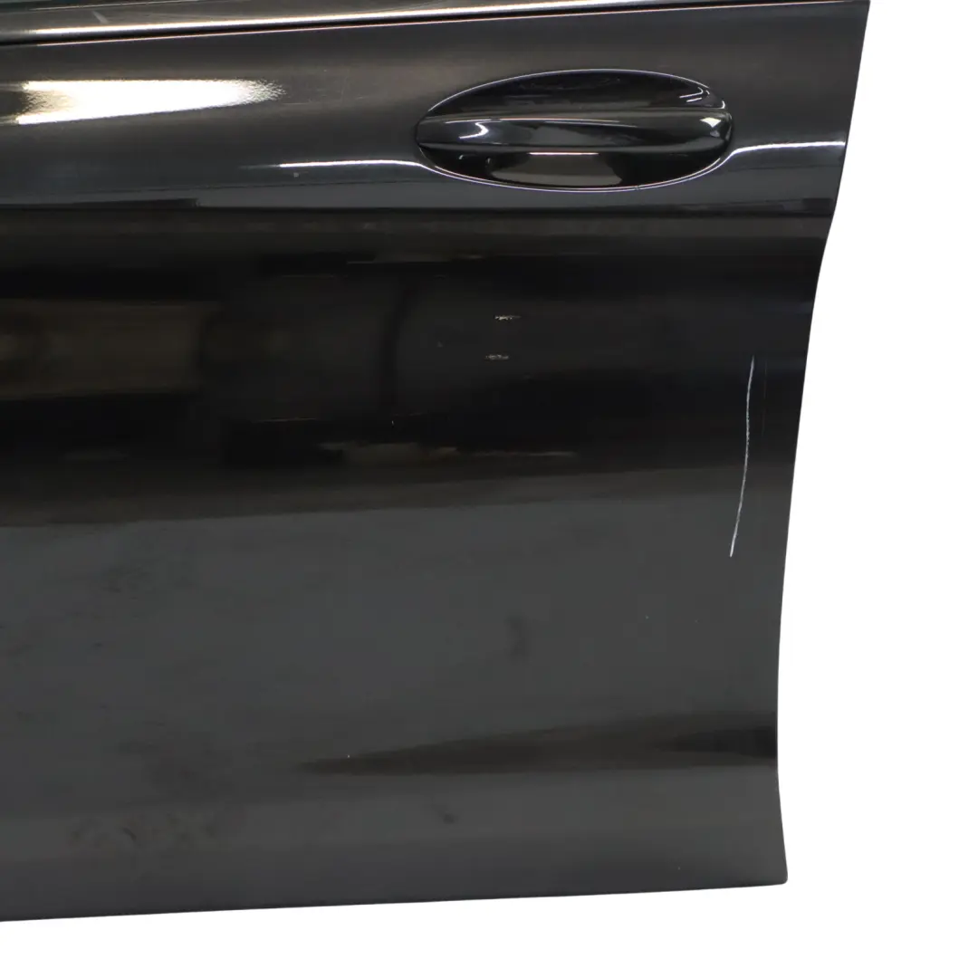 Mercedes W205 Porte Avant Gauche Obsidian Black Metallic Noir - 197 - SKU A2057200105-OB - Numéro de pièce A2057200105