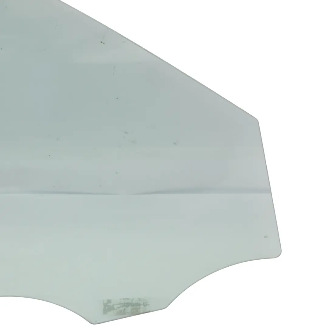 Glace de porte avant droite Glazing AS2 pour Mercedes W205 à propos du numéro de pièce A2057253800 Mercedes W205 Glace de porte avant droite Glazing AS2 - SKU A2057253800 - Numéro de pièce A2057253800