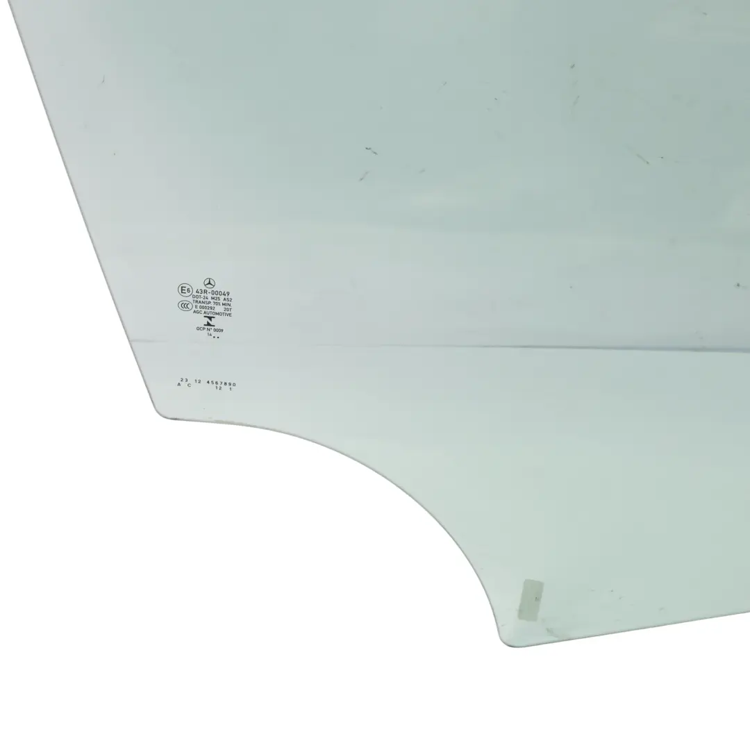 Cristal Puerta Delantera Derecha Acristalamiento AS2 para Mercedes W205 con número de pieza A2057253800 Mercedes W205 Cristal Puerta Delantera Derecha Acristalamiento AS2 - SKU A2057253800 - Número de pieza A2057253800