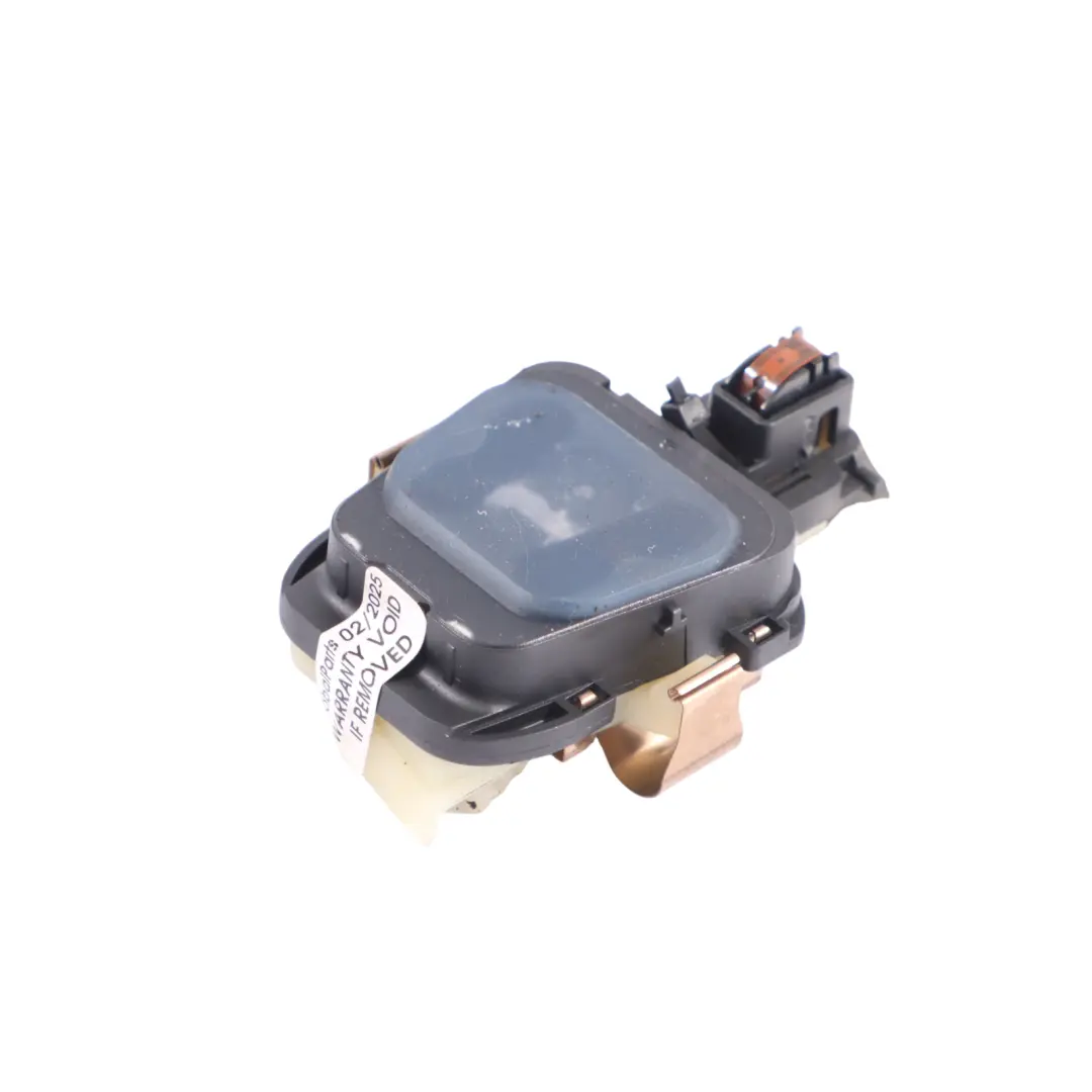 Front Scheibe Regen Sensor für Mercedes W205 mit Teilenummer A2059002800 Mercedes W205 Front Scheibe Regen Sensor - SKU A2059002800 - Teilenummer A2059002800