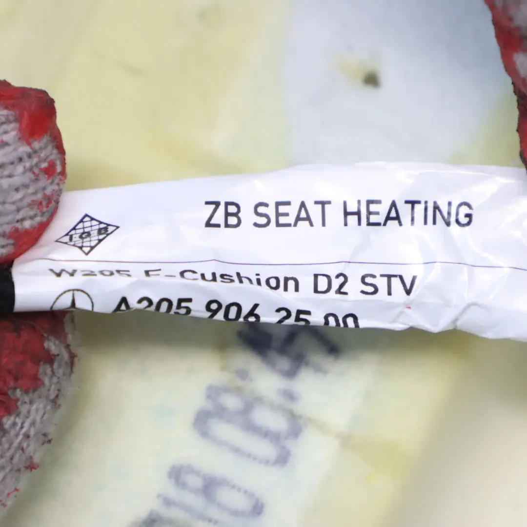 Siedzisko Fotela Przód Lewy Prawy Imitacja Skóra Czarna do Mercedes W205 o numerze A2059108430 Mercedes W205 Siedzisko Fotela Przód Lewy Prawy Imitacja Skóra Czarna - SKU A2059108430-1 - Numer Części A2059108430