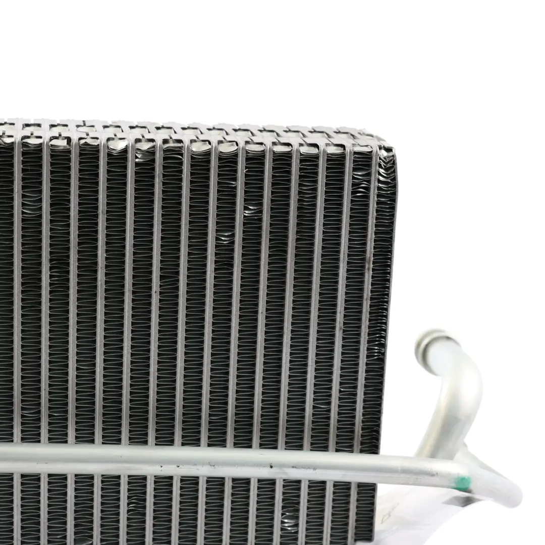 Conditioning Heater Radiator Matrix to Mercedes C219 Air with Part number A2098300358 Mercedes C219 Air Conditioning Heater Radiator Matrix - SKU A2098300358 - Part number A2098300358