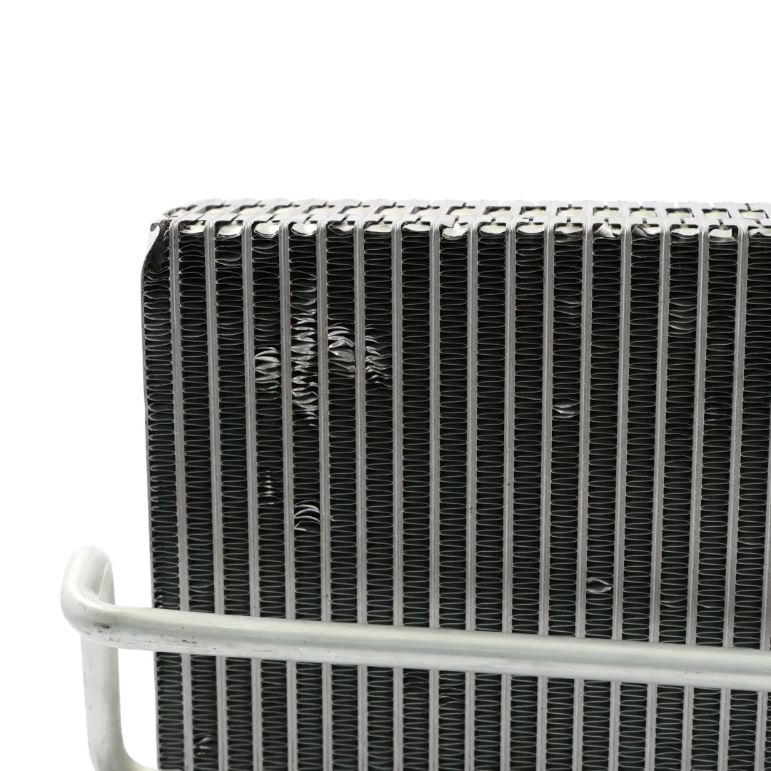 Conditioning Heater Radiator Matrix to Mercedes C219 Air with Part number A2098300358 Mercedes C219 Air Conditioning Heater Radiator Matrix - SKU A2098300358 - Part number A2098300358