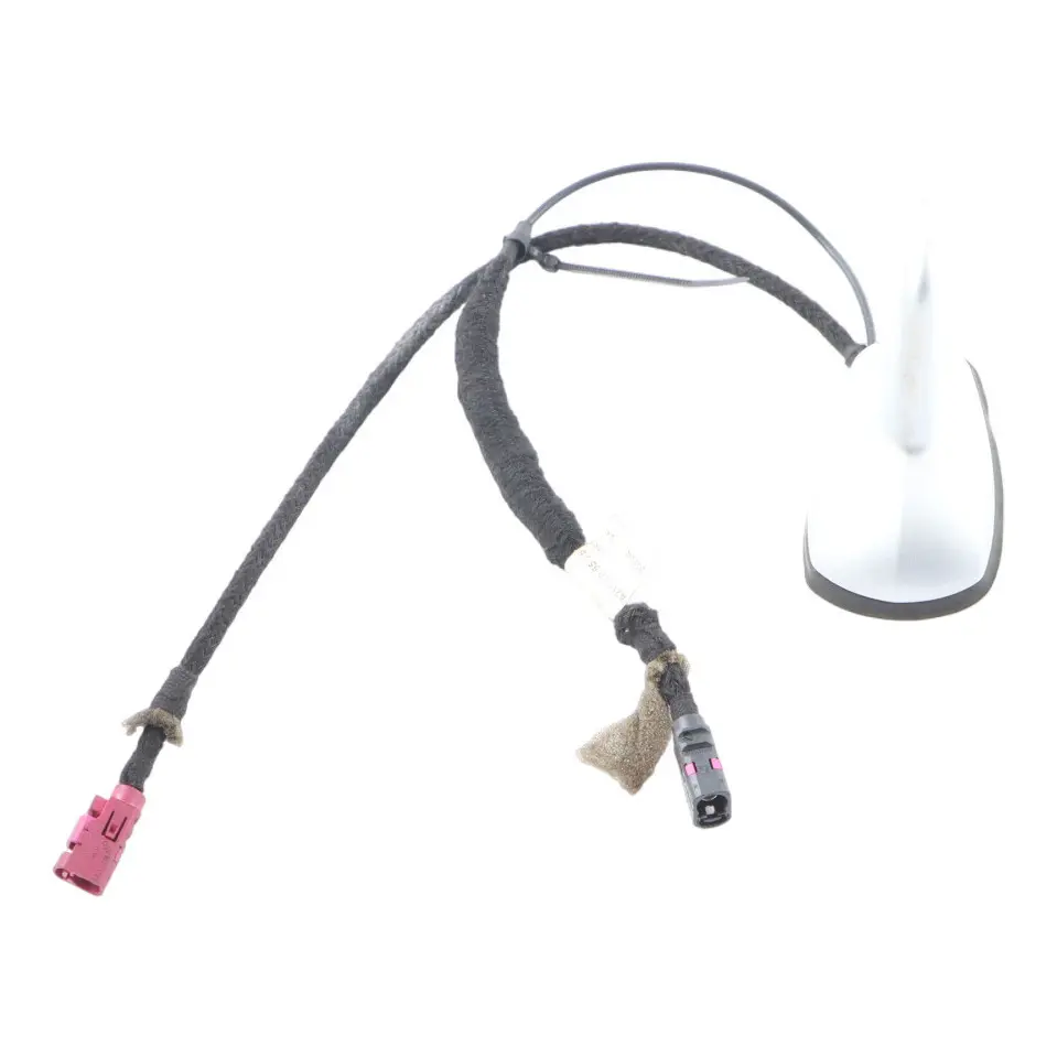 Mercedes C219 Tető Antenna Cápauszony Iridium Ezüst Metál 775 A2118205575