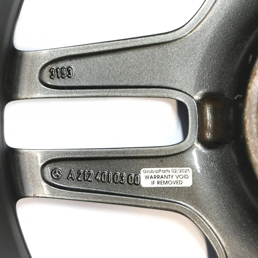 W207 W212 AMG Felga Aluminiowa 18" ET:48 8.5J do Mercedes o numerze A2124010300 Mercedes W207 W212 AMG Felga Aluminiowa 18" ET:48 8.5J - SKU A2124010300-4 - Numer Części A2124010300