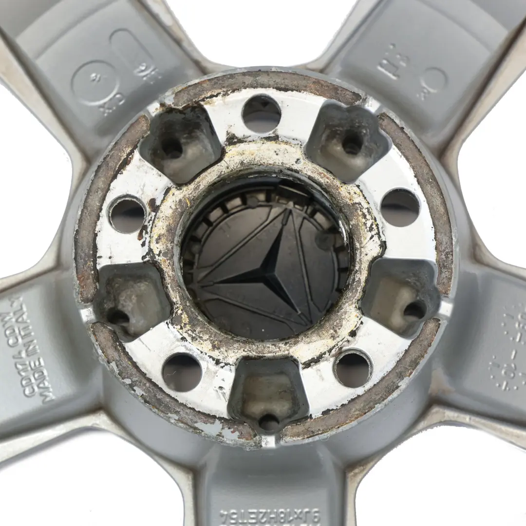 Felga Aluminiowa Tył 18" ET:54 9J do Mercedes W212 o numerze A2124011402 Mercedes W212 Felga Aluminiowa Tył 18" ET:54 9J - SKU A2124011402-2 - Numer Części A2124011402