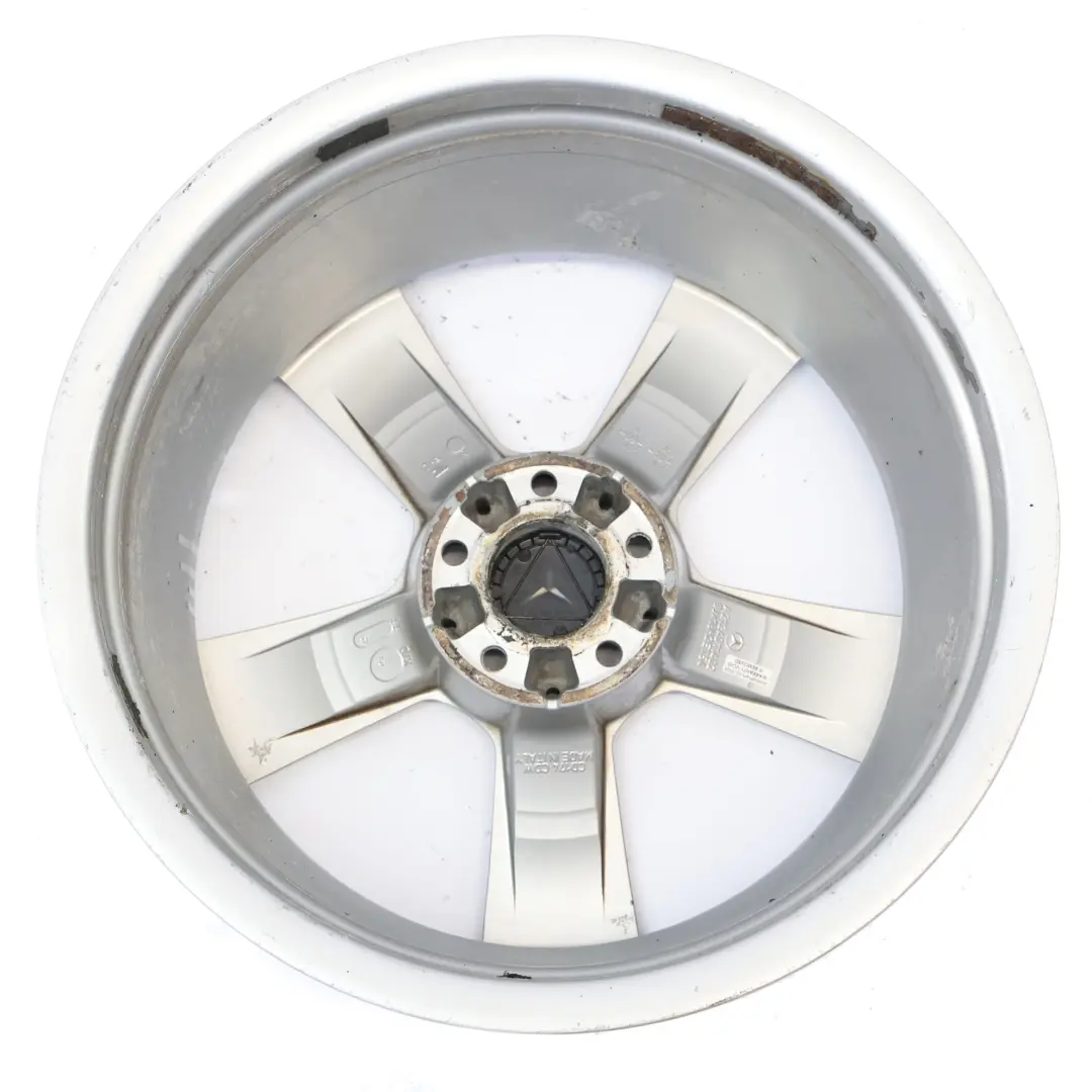 Eje Trasero Plata Llanta Aleación 18" ET: 54 9J para Mercedes W212 con número de pieza A2124011402 Mercedes W212 Eje Trasero Plata Llanta Aleación 18" ET: 54 9J - SKU A2124011402-4 - Número de pieza A2124011402