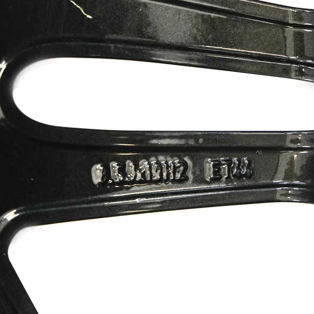 W207 C207 Felga Aluminiowa 19" AMG 7 Double Spoked do Mercedes o numerze A2124011900 Mercedes W207 C207 Felga Aluminiowa 19" AMG 7 Double Spoked - SKU A2124011900-1 - Numer Części A2124011900