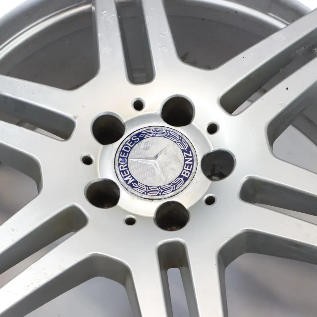 Mercedes W212 essieu arriere jante en alliage argente 18" ET:48 8,5J - SKU A2124012302-1 - Numéro de pièce A2124012302