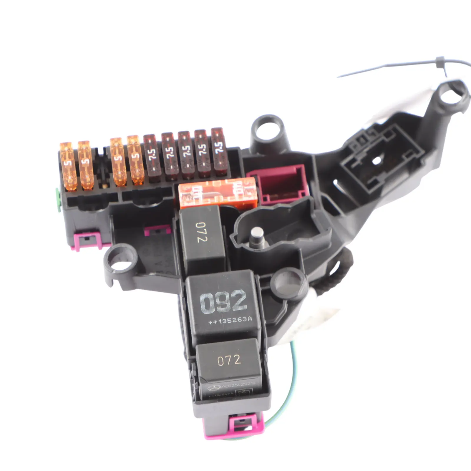 Mercedes W212 Fuse Box Housing Relay Unit Module A2125400072