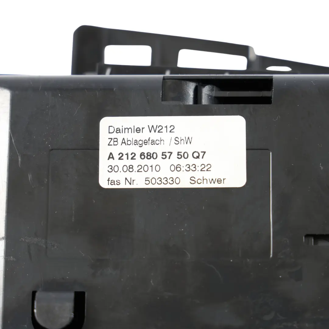 Consolle Centrale Portacenere Anteriore Coperchio per Mercedes W212 con numero di parte A2126805750 Mercedes W212 Consolle Centrale Portacenere Anteriore Coperchio - SKU A2126805750-1 - Numero di parte A2126805750