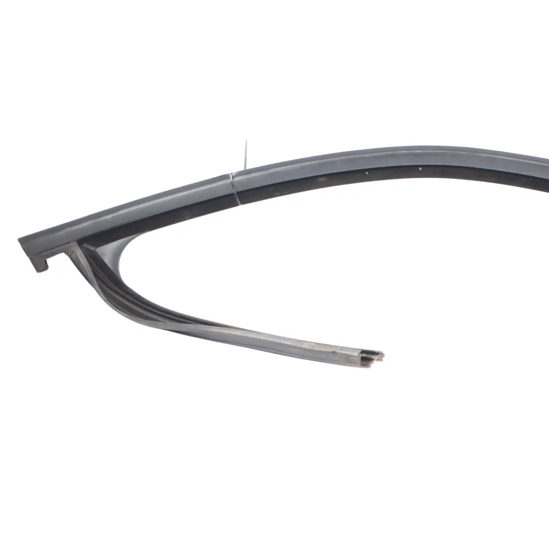 Mercedes W212 Porta Anteriore Finestra Guida Guarnizione Destra - SKU A2127250425 - Numero di parte A2127250425
