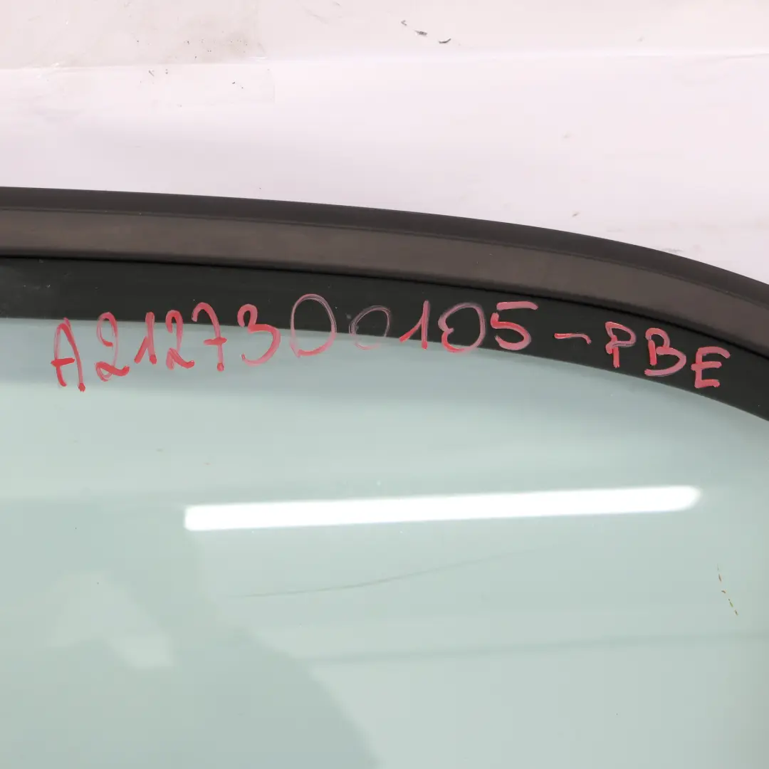 Arrière Gauche Pearl Beige Metallic - 794 pour Mercedes W212 Porte à propos du numéro de pièce A2127300105 Mercedes W212 Porte Arrière Gauche Pearl Beige Metallic - 794 - SKU A2127300105-PBE - Numéro de pièce A2127300105