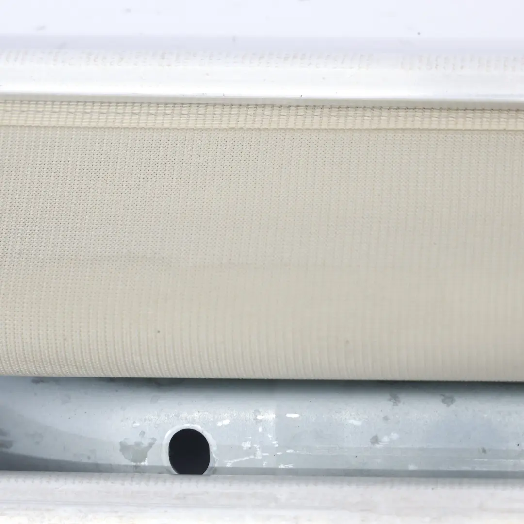 Mercedes W212 Toit Ouvrant Coulissant Store Enrouleur Central Store Pare-Soleil - SKU A2127803400-1 - Numéro de pièce A2127803400