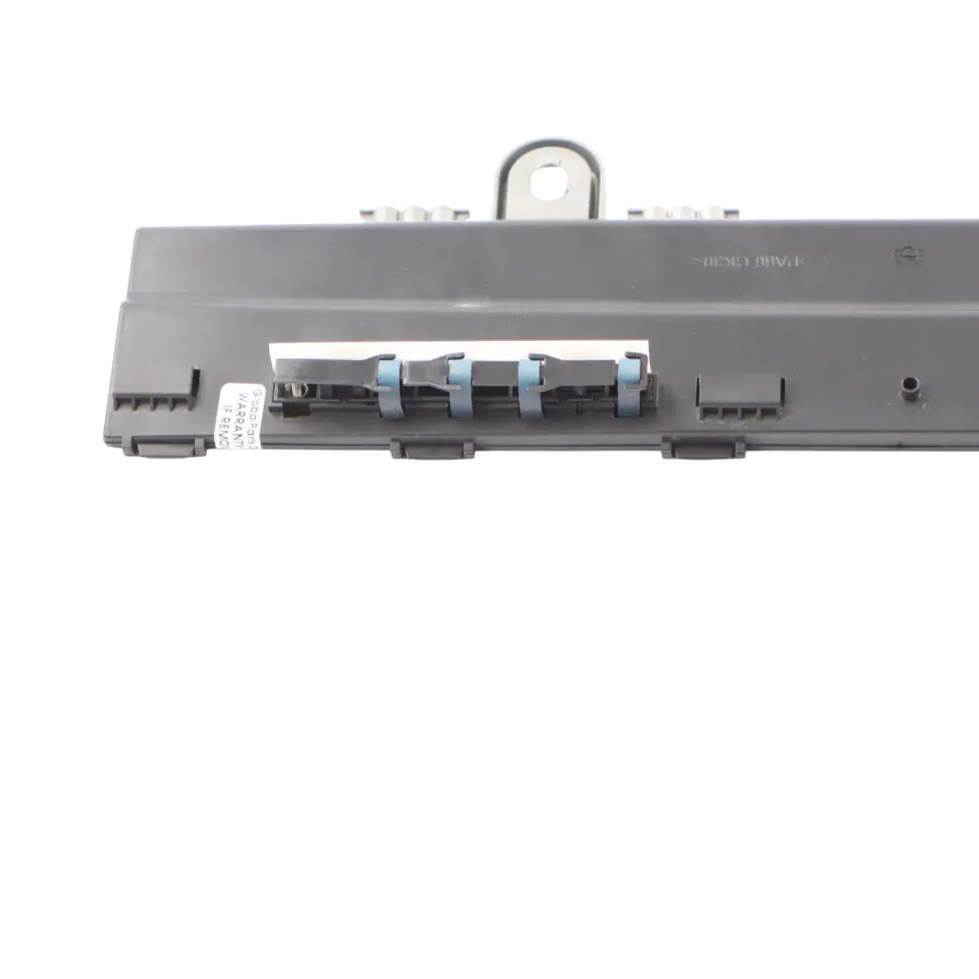 Aerial Booster Antenna Amplifier Modue to Mercedes W221 with Part number A2218209189 Mercedes W221 Aerial Booster Antenna Amplifier Modue - SKU A2218209189 - Part number A2218209189