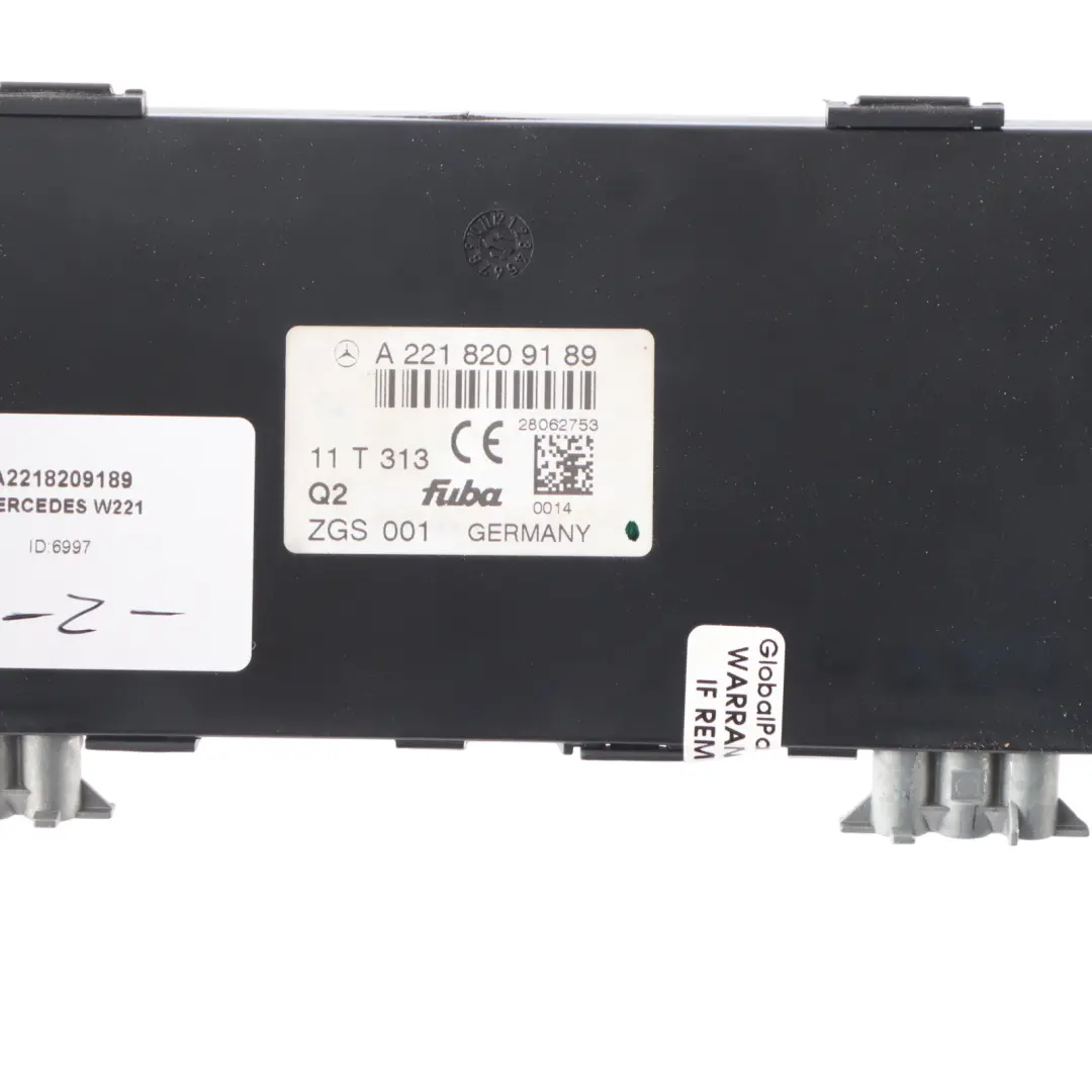 Aerial Booster Antenna Amplifier Modue to Mercedes W221 with Part number A2218209189 Mercedes W221 Aerial Booster Antenna Amplifier Modue - SKU A2218209189 - Part number A2218209189