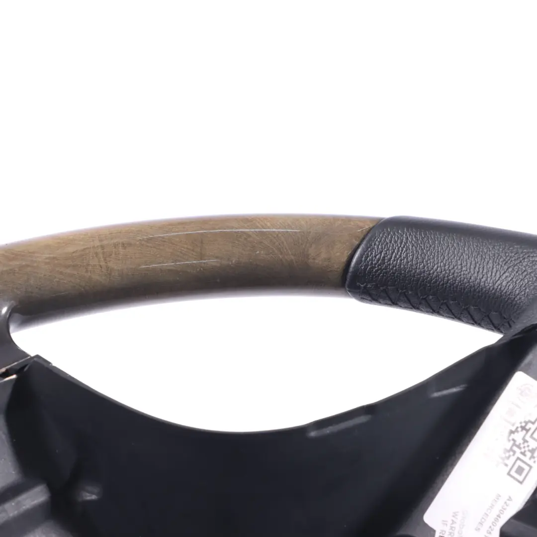 Nero Pelle Legno per Volante Mercedes SLK R171 SL R230 con numero di parte A2304602518 Volante Mercedes SLK R171 SL R230 Nero Pelle Legno - SKU A2304602518 - Numero di parte A2304602518