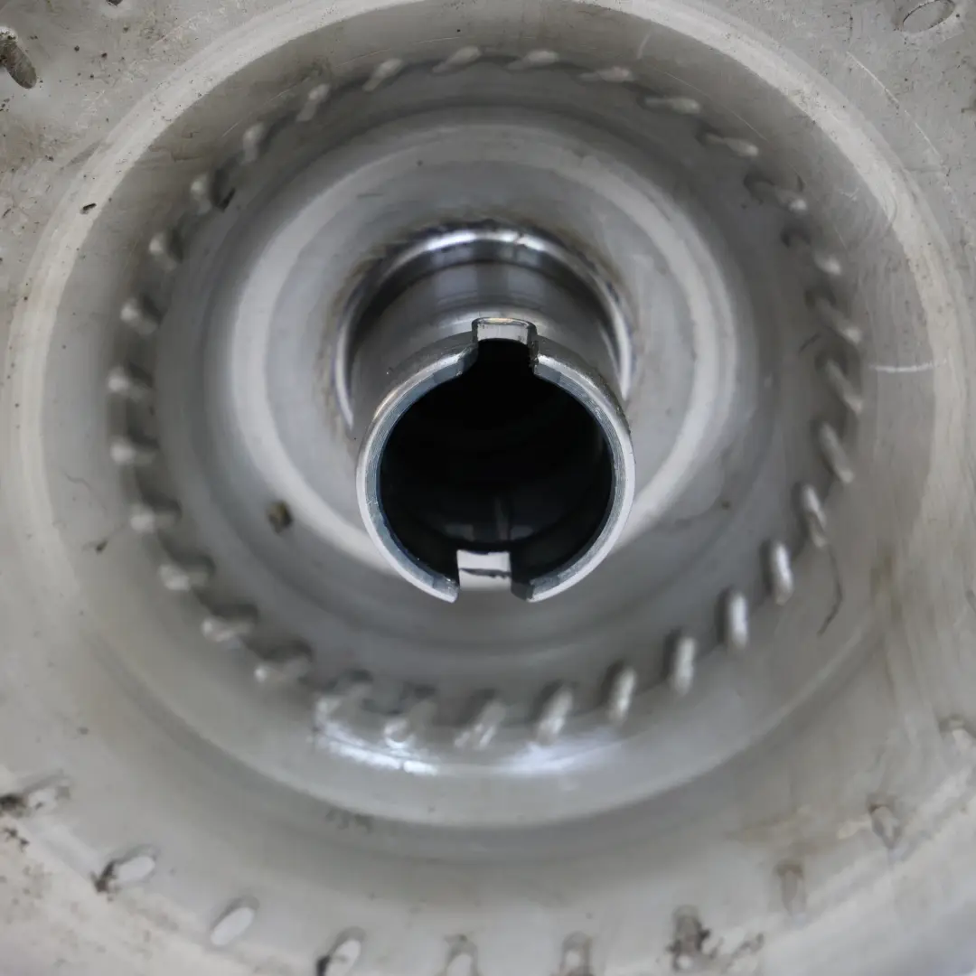 Torque Converter Mercedes W204 C207 W212 Automatic Gearbox to with Part number A2312500502 Torque Converter Mercedes W204 C207 W212 Automatic Gearbox - SKU A2312500502 - Part number A2312500502