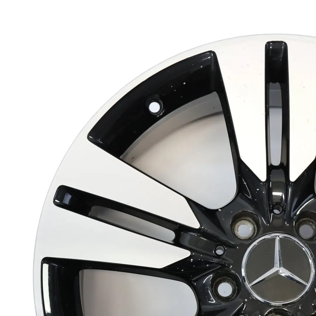 Jante Alu 18" ET:52 7,5J 5 Double Spoke pour Mercedes W176 à propos du numéro de pièce A2464010402 Mercedes W176 Jante Alu 18" ET:52 7,5J 5 Double Spoke - SKU A2464010402-1 - Numéro de pièce A2464010402